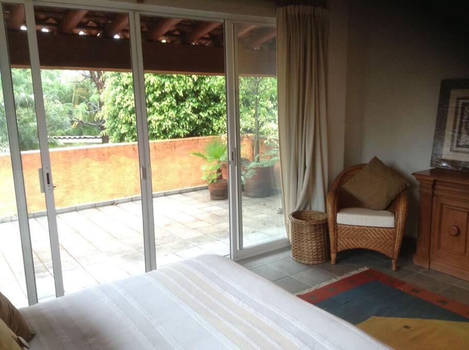 Superb Villa Retreat In Beautiful Gated Community Walking Distance From Local Shops Tezoyuca ภายนอก รูปภาพ