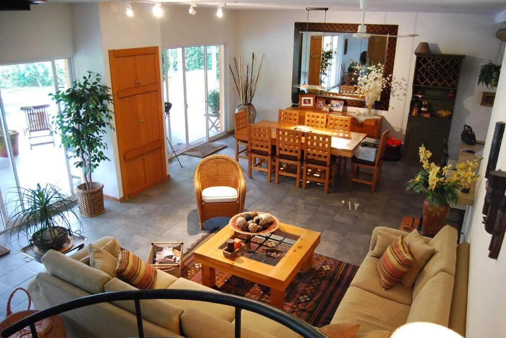 Superb Villa Retreat In Beautiful Gated Community Walking Distance From Local Shops Tezoyuca ภายนอก รูปภาพ