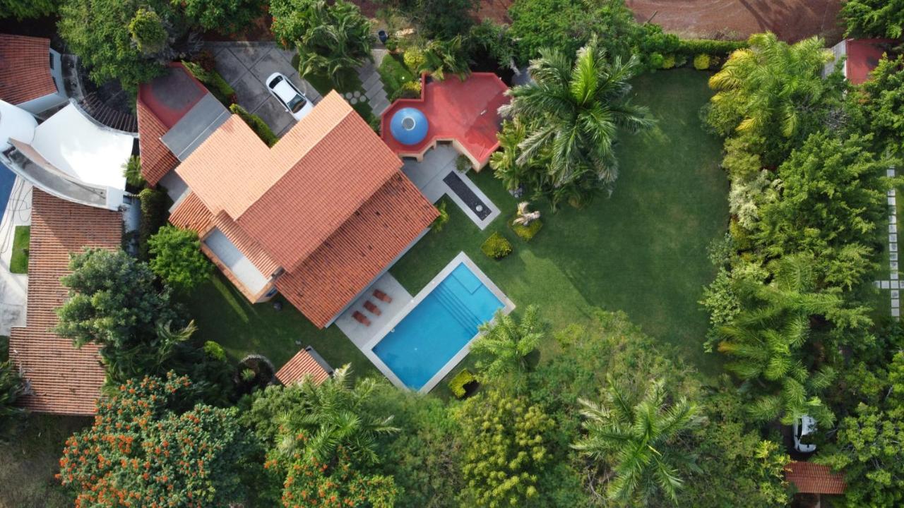 Superb Villa Retreat In Beautiful Gated Community Walking Distance From Local Shops Tezoyuca ภายนอก รูปภาพ